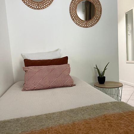 Logis Hotel La Feniere La Bouilladisse Экстерьер фото