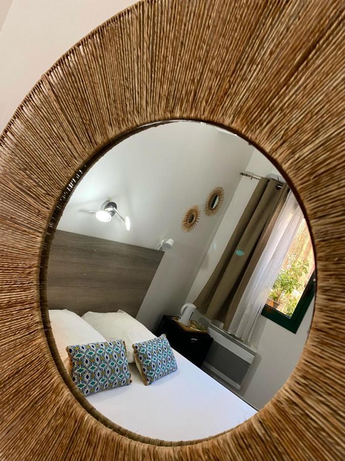 Logis Hotel La Feniere La Bouilladisse Экстерьер фото
