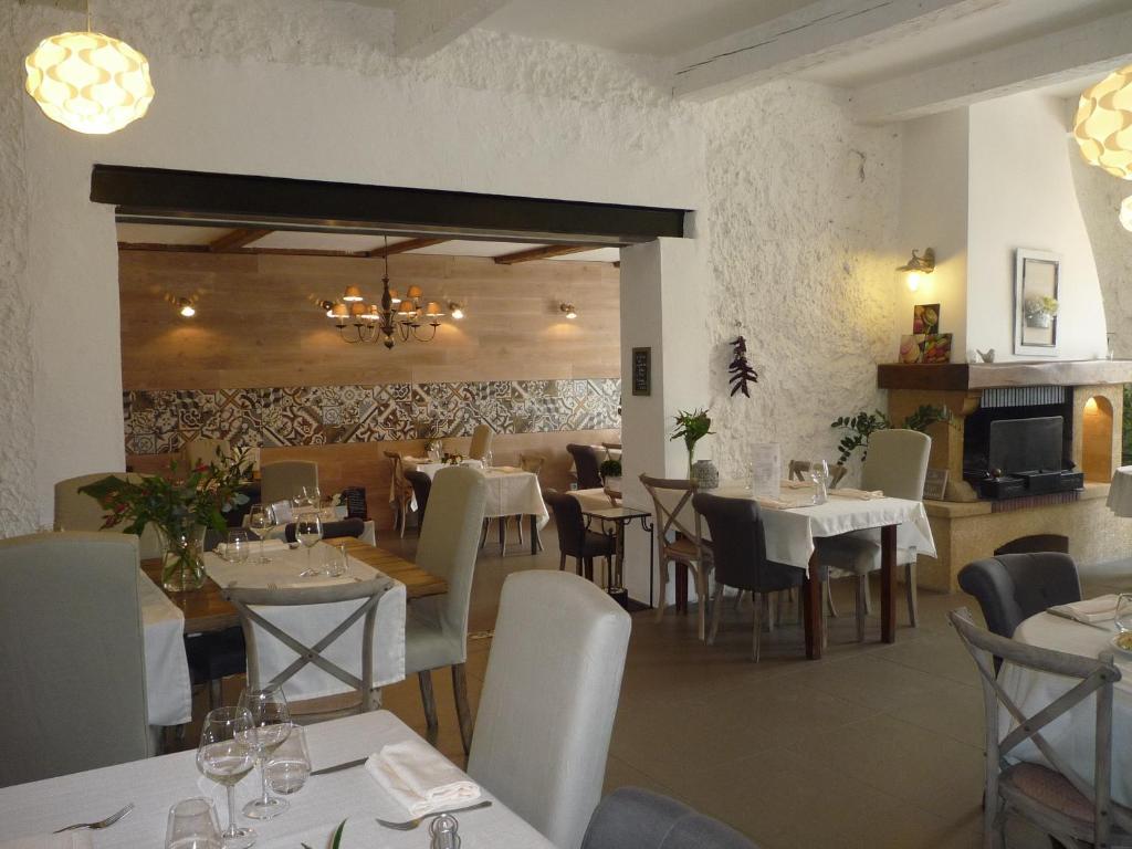 Logis Hotel La Feniere La Bouilladisse Номер фото
